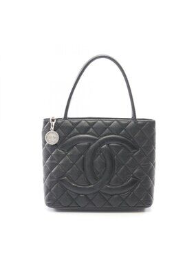 Chanel Tote Bag Reissue Black Caviar Leather